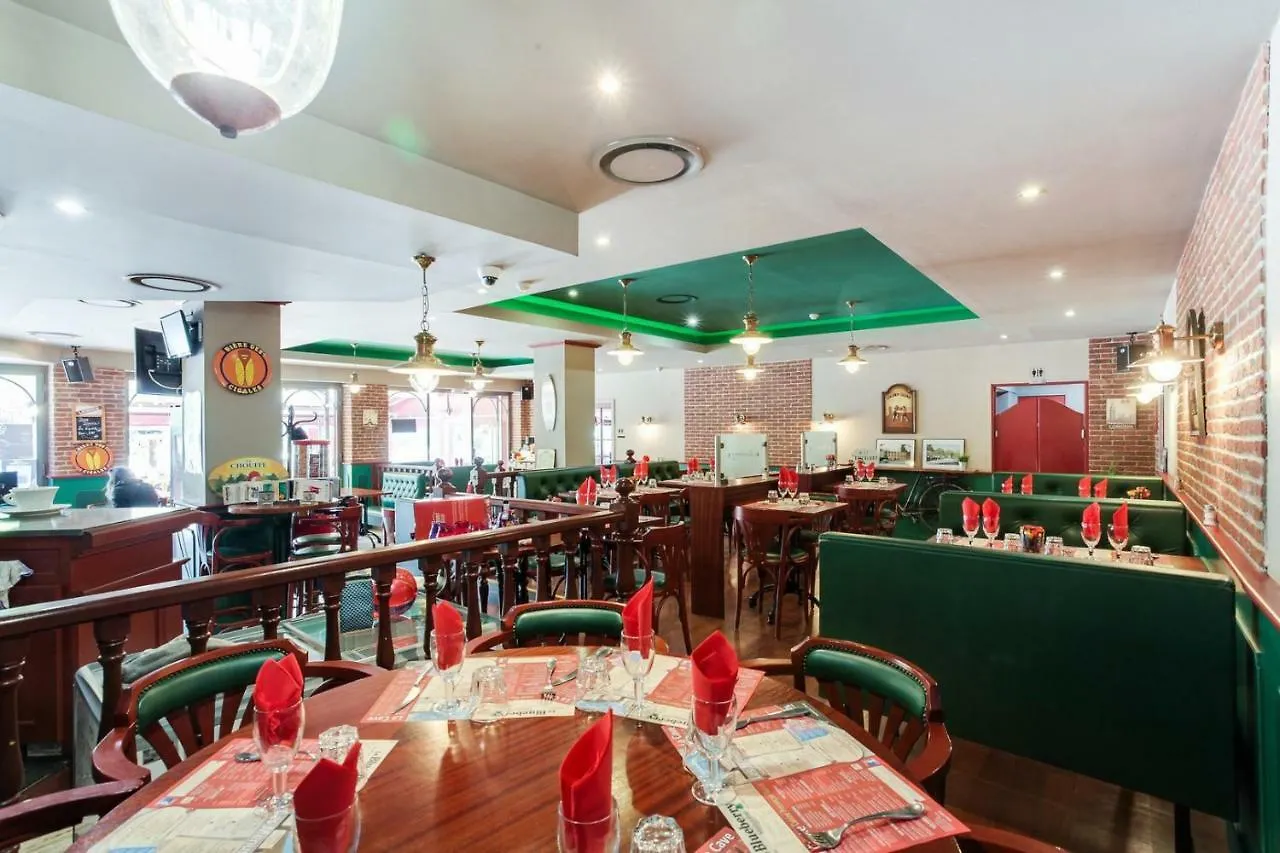 ** Hotel Hotel-Restaurant Le Blueberry Malaucene France